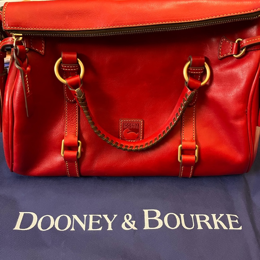 REDUCED Dooney & Bourke Large Florentine Satchel